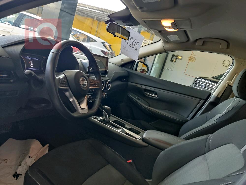 نیسان سێنترا